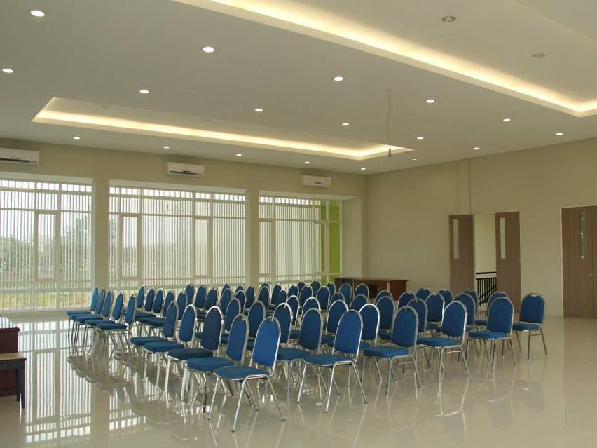 Rumah Cassa Guest House Surabaya Exteriör bild